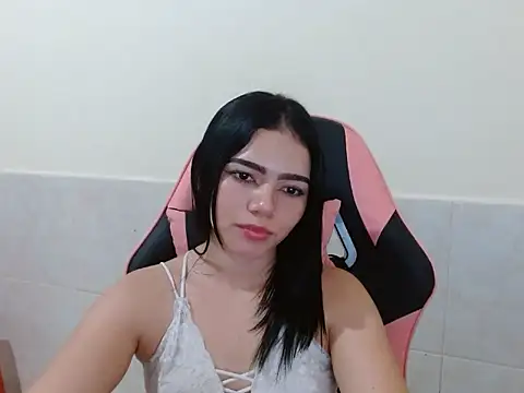 Snapshot of lina_seduce chatting on March 21, 9:03 am lina seduce online show from March 21, 9:03 am