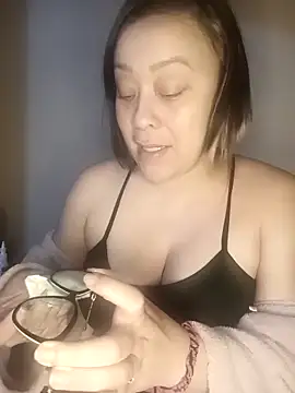 lua-bfly online show from May 23, 12:27 am