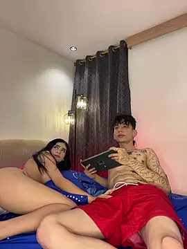 BatKingandBatQueen online show from March 25, 7:03 am