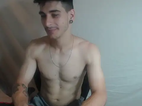 Snapshot of damdick44 chatting on March 26, 4:34 pm damdick44 online show from March 26, 4:34 pm