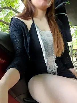 Snapshot of Jeen_deer chatting on March 20, 12:26 am Jeen deer online show from March 20, 12:26 am