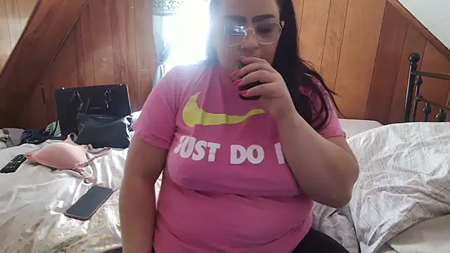 Snapshot of forbiddennymph chatting on March 23, 8:35 pm forbiddennymph online show from March 23, 8:35 pm