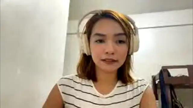 NoreenPierotti online show from March 18, 12:41 pm