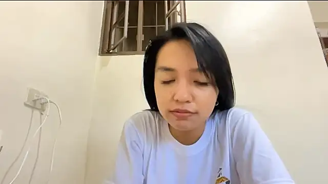 NoreenPierotti online show from March 25, 2:17 am