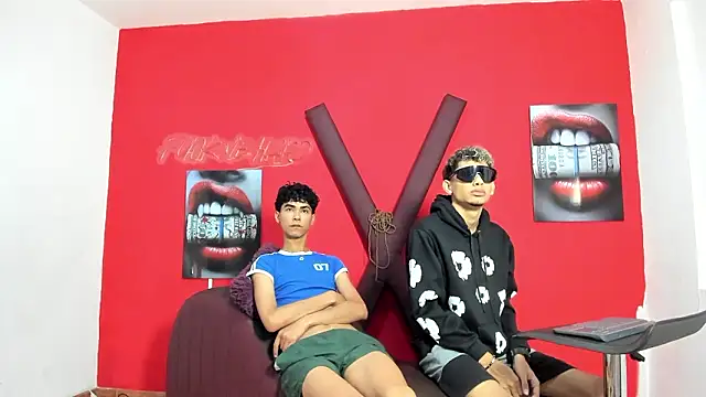 Snapshot of IMPERIAL_HOT chatting on March 20, 1:27 pm IMPERIAL HOT online show from March 20, 1:27 pm