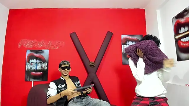 Snapshot of IMPERIAL_HOT chatting on March 24, 1:16 pm IMPERIAL HOT online show from March 24, 1:16 pm