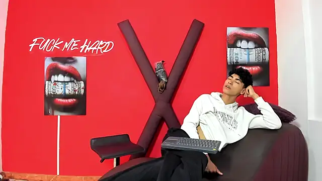 Snapshot of IMPERIAL_HOT chatting on March 25, 2:12 pm IMPERIAL HOT online show from March 25, 2:12 pm