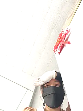 Snapshot of my33verything chatting on March 27, 8:26 am my33verything online show from March 27, 8:26 am