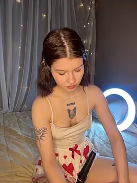 RinaHoward online show from March 24, 3:17 pm