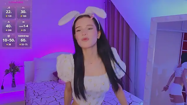 Snapshot of Deibora chatting on March 22, 9:45 am Deibora online show from March 22, 9:45 am