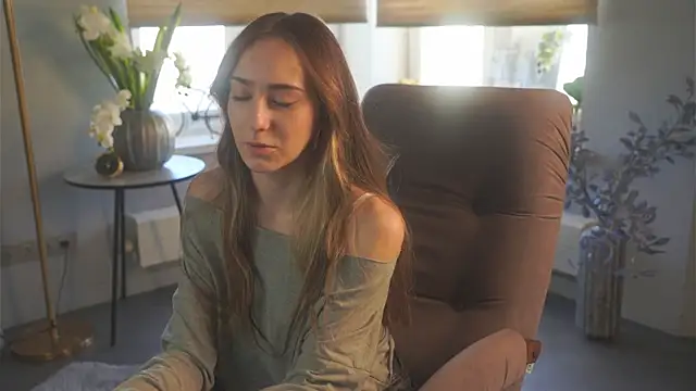 Snapshot of AlinaGach chatting on March 20, 11:26 am AlinaGach online show from March 20, 11:26 am