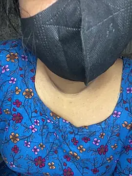 Snapshot of Dilki-udara chatting on March 17, 3:22 am Dilki-udara online show from March 17, 3:22 am