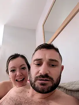 Snapshot of fucklyweds chatting on March 29, 11:43 am fucklyweds online show from March 29, 11:43 am