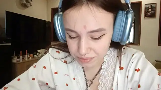 Snapshot of Dela_Verualtys chatting on March 25, 11:16 am Dela Verualtys online show from March 25, 11:16 am