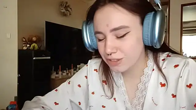 Snapshot of Dela_Verualtys chatting on March 27, 1:11 pm Dela Verualtys online show from March 27, 1:11 pm