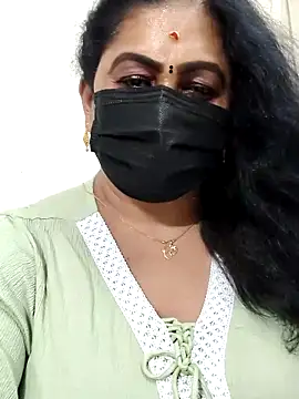 aishu mallu tamil online show from March 28, 8:08 pm