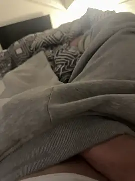 Leonks10 online show from March 18, 12:36 am