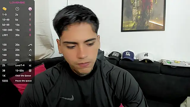 Snapshot of sweetlatinoboy chatting on March 22, 12:08 pm sweetlatinoboy online show from March 22, 12:08 pm