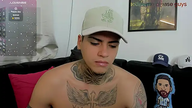 sweetlatinoboy online show from April 29, 11:25 am