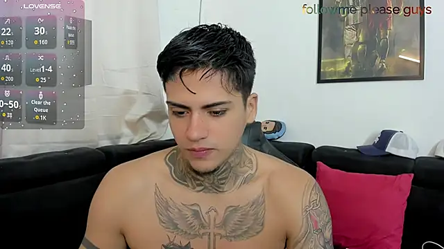 sweetlatinoboy online show from May 1, 11:59 am