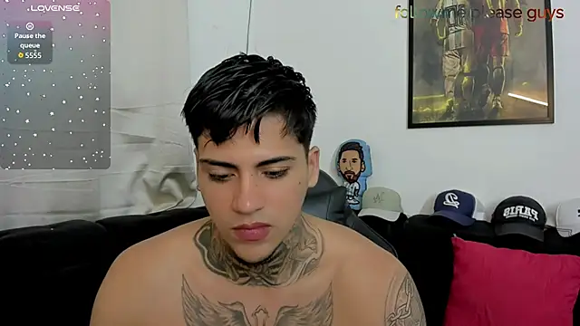 sweetlatinoboy online show from May 16, 11:09 am
