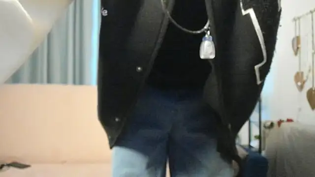 Snapshot of Shadow_blink chatting on March 24, 2:11 pm Shadow blink online show from March 24, 2:11 pm