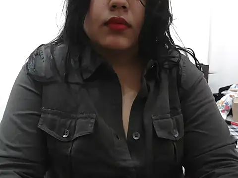Snapshot of Darkdesire_Duo chatting on June 6, 6:51 am Darkdesire Duo online show from June 6, 6:51 am