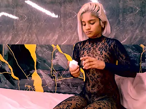 Snapshot of indian_barbie chatting on March 26, 7:25 am indian barbie online show from March 26, 7:25 am