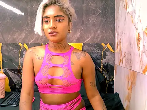 Snapshot of indian_barbie chatting on March 26, 7:30 pm indian barbie online show from March 26, 7:30 pm