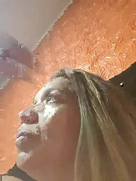 Snapshot of Melisa_14 chatting on July 16, 3:34 am Melisa 14 online show from July 16, 3:34 am