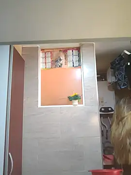 Snapshot of Melisa_14 chatting on July 23, 5:44 pm Melisa 14 online show from July 23, 5:44 pm