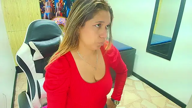 Snapshot of Melisa_14 chatting on July 31, 4:06 pm Melisa 14 online show from July 31, 4:06 pm