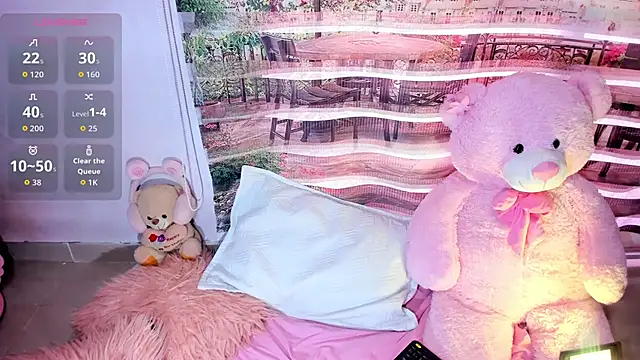 little doll18  online show from June 13, 8:51 pm