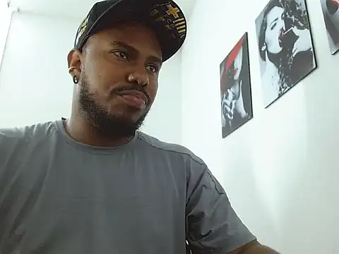 Snapshot of Alessandro_Hamed chatting on March 19, 1:15 pm Alessandro Hamed online show from March 19, 1:15 pm