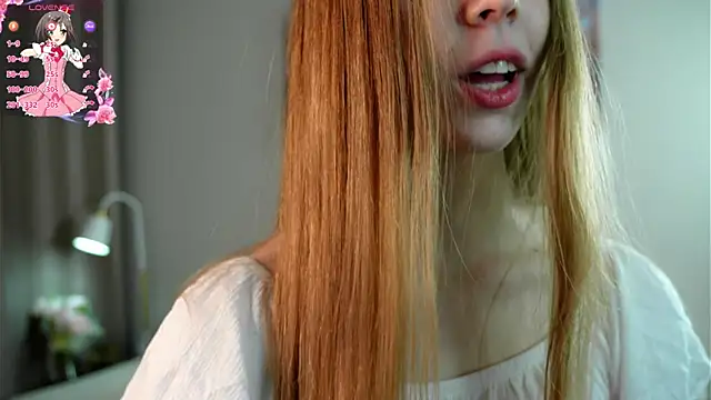 Snapshot of HermaFrain chatting on April 19, 8:33 pm HermaFrain online show from April 19, 8:33 pm