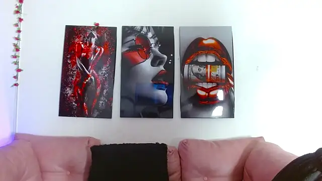 Snapshot of sophiesmithcs chatting on March 19, 8:02 pm sophiesmithcs online show from March 19, 8:02 pm