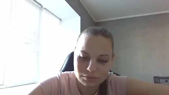 Snapshot of _Bil_bela_ chatting on March 23, 1:48 pm Bil bela online show from March 23, 1:48 pm