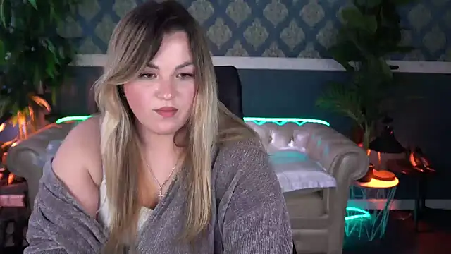 AlissyaGrayy online show from April 28, 1:38 pm