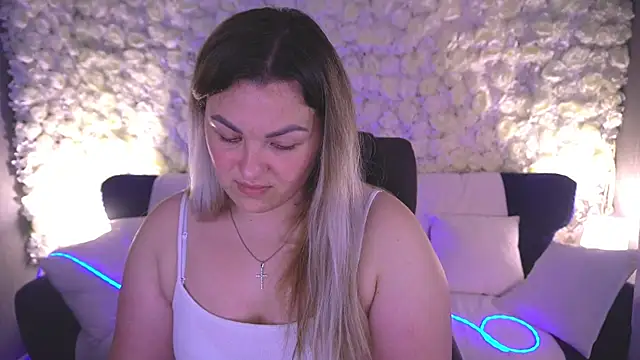 AlissyaGrayy online show from May 11, 4:04 pm