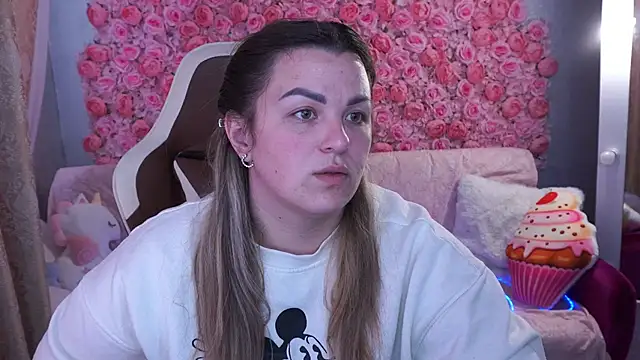 AlissyaGrayy online show from May 28, 5:38 am