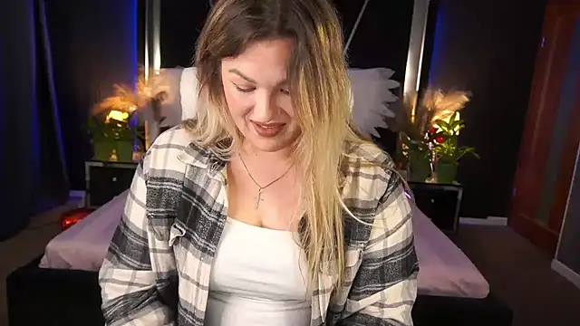 AlissyaGrayy online show from June 4, 6:58 pm