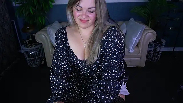 AlissyaGrayy online show from June 22, 3:36 am