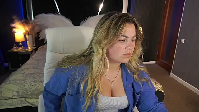 AlissyaGrayy online show from July 22, 7:27 pm
