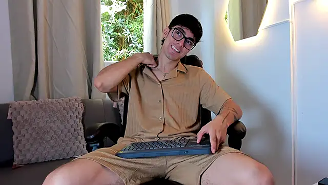 etham wolf1 online show from June 2, 5:26 pm