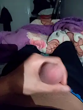 Snapshot of Diaaeddne chatting on March 27, 10:42 pm Diaaeddne online show from March 27, 10:42 pm