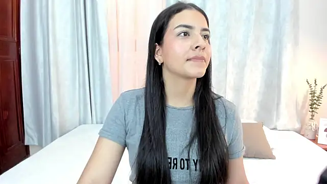 sweet aura31 online show from March 29, 7:58 pm