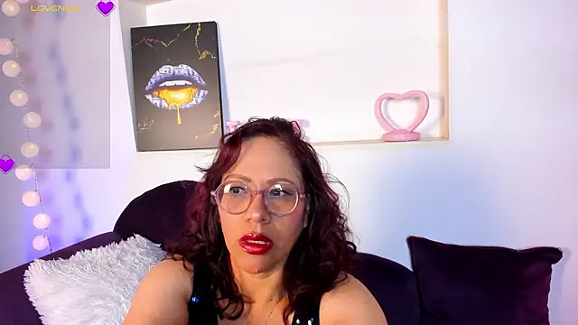 Mariia Paulaa online show from March 21, 4:39 am