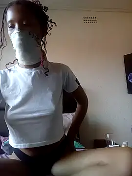 Snapshot of Staceee chatting on April 13, 11:48 am Staceee online show from April 13, 11:48 am