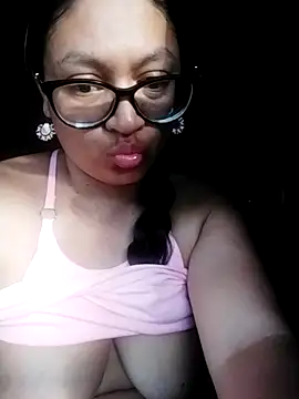 Snapshot of LatinSquirtBaby chatting on June 11, 10:19 pm LatinSquirtBaby online show from June 11, 10:19 pm