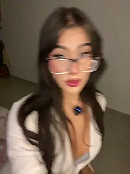 DahliaRouse online show from March 31, 1:29 am